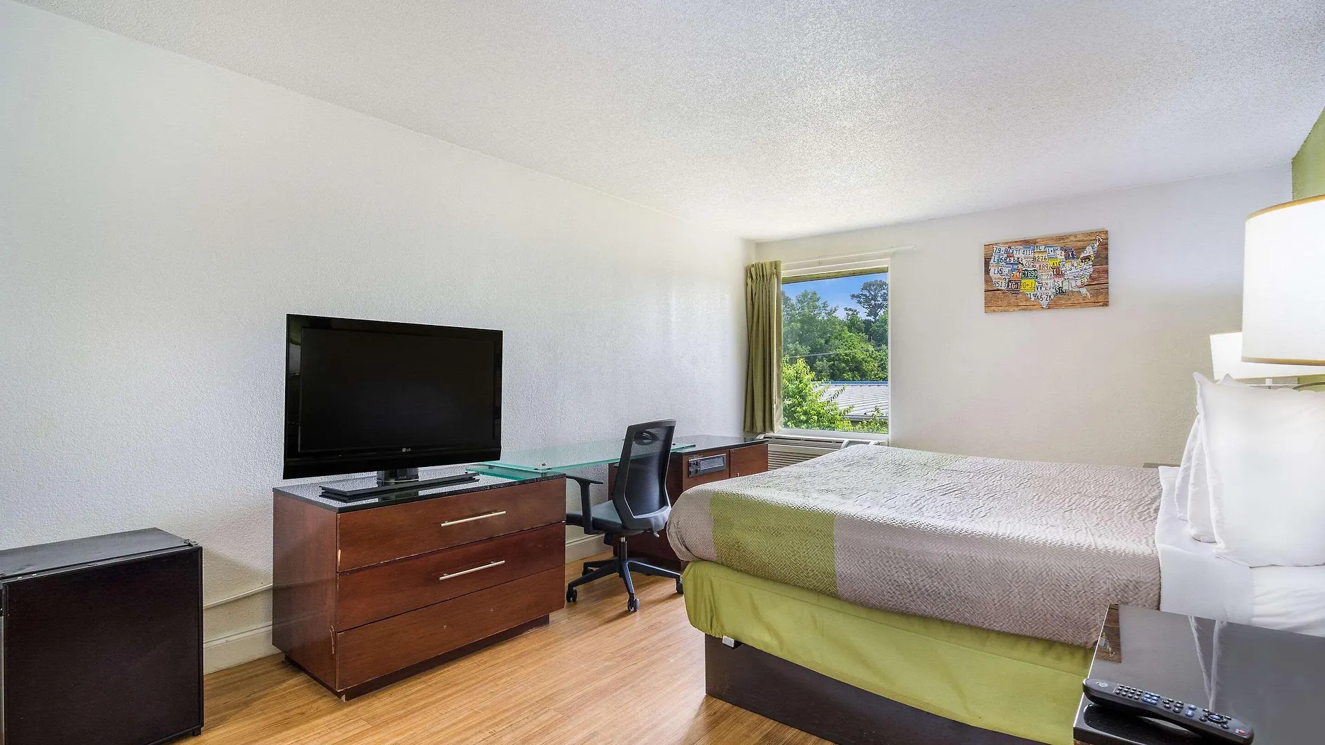 שרלוט Econo Lodge Airport Near Billy Graham Parkway 2*,