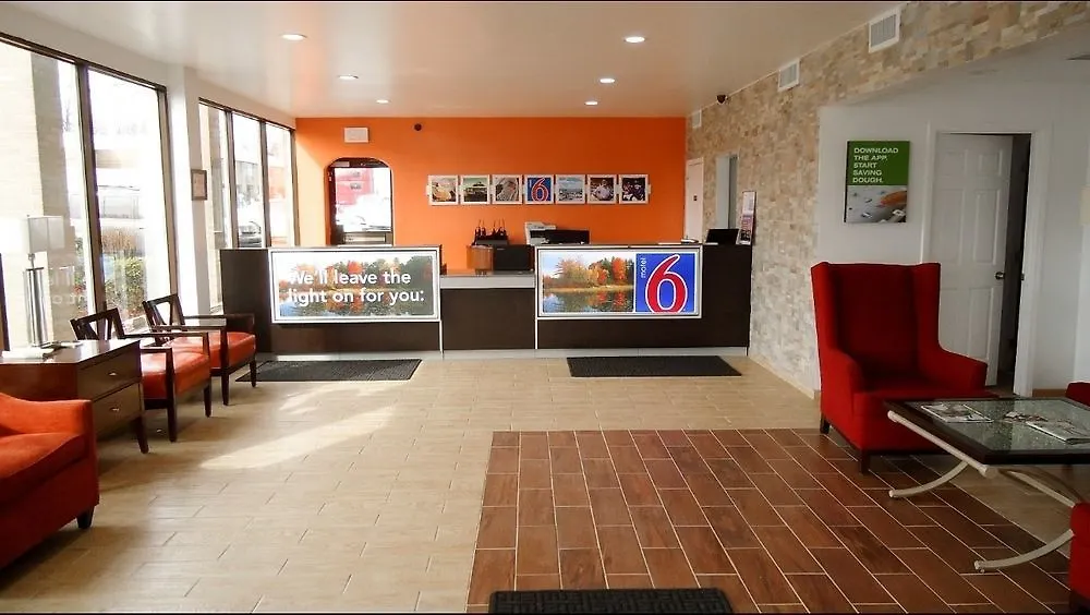 שרלוט Econo Lodge Airport Near Billy Graham Parkway מלון